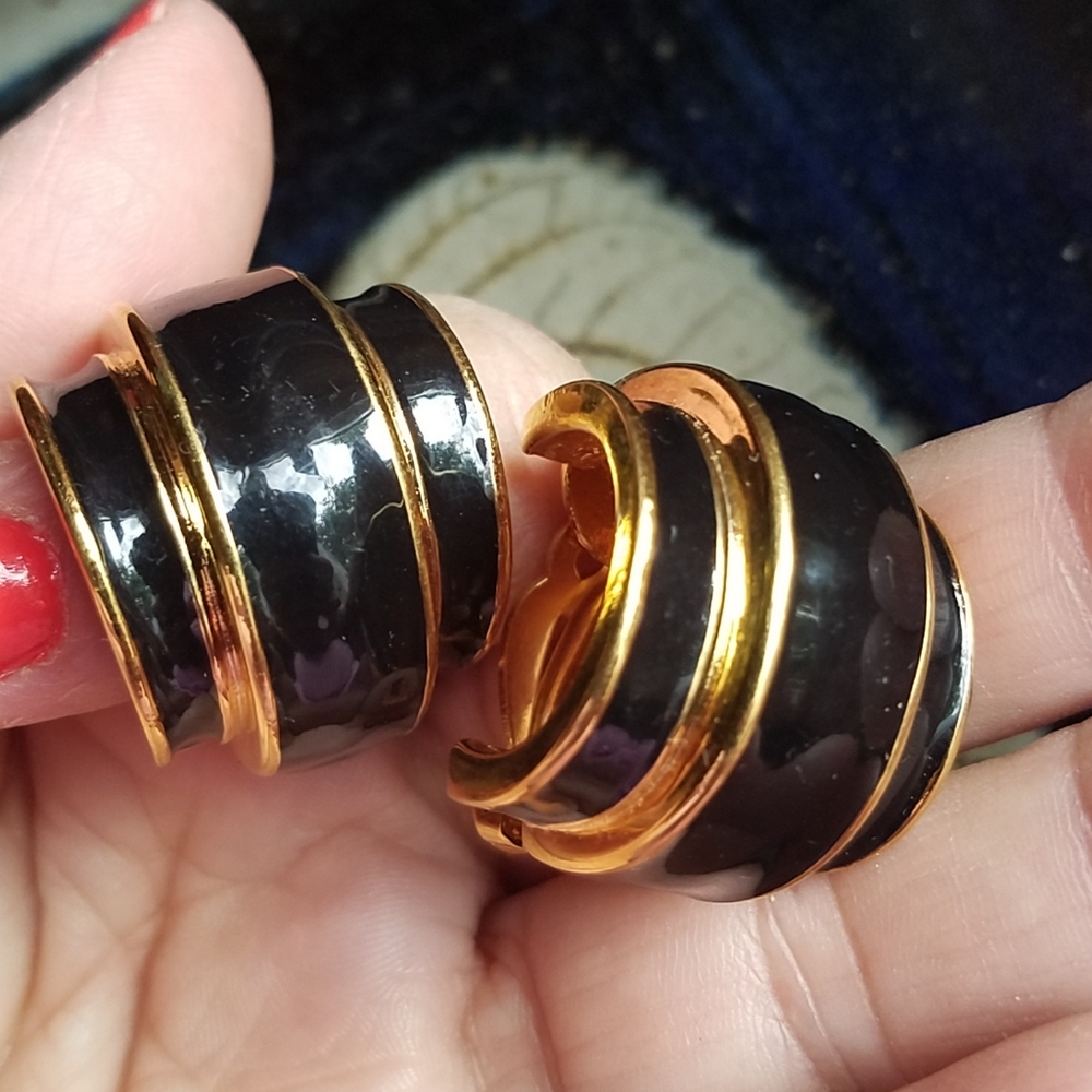 St. John Vintage Enamel Clip-on Earrings